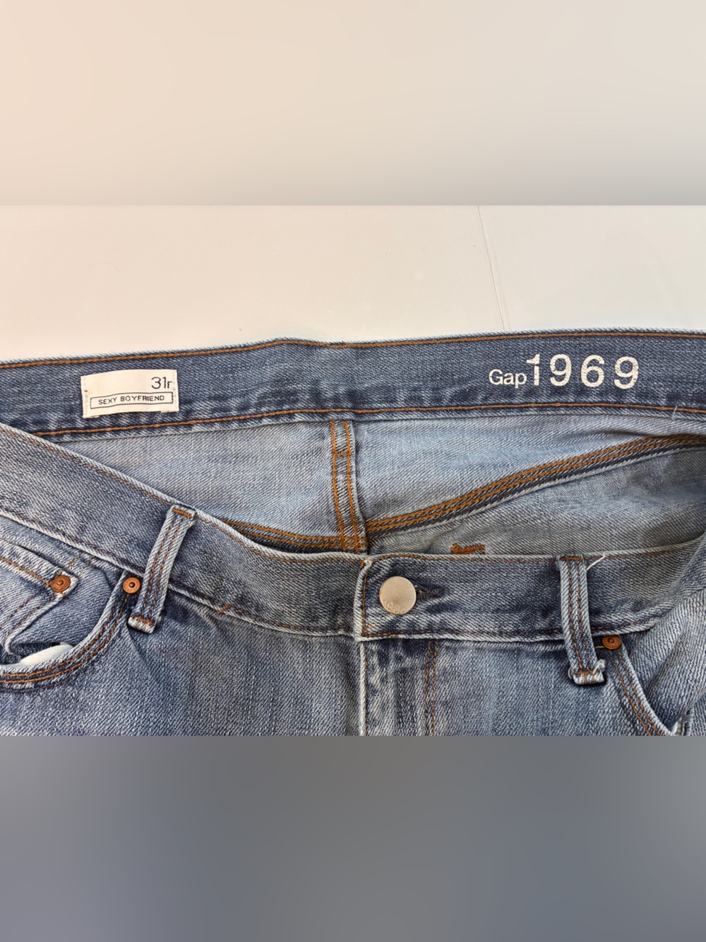 GAP 1969 Women's Light Wash Boyfriend Jeans